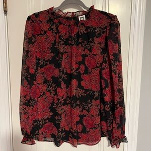 NWOT Beautiful floral top